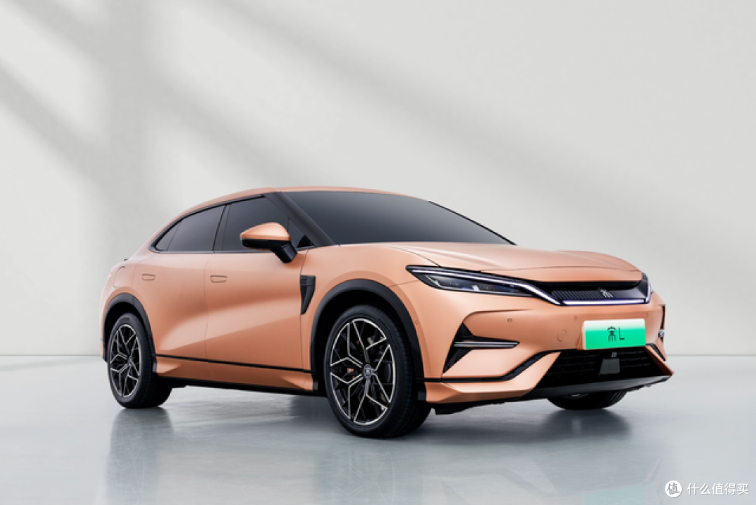 对标Model Y，无框车门+电动尾翼，比亚迪宋L成都车展惊艳亮相