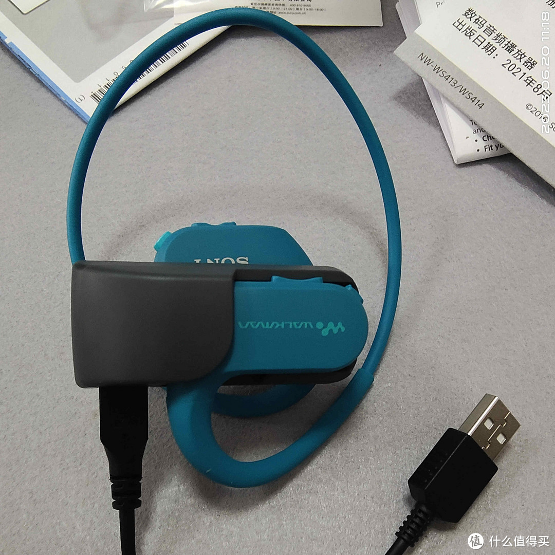 想要在游泳中享受音乐?Sony ws-413 带你进入音乐的海洋!