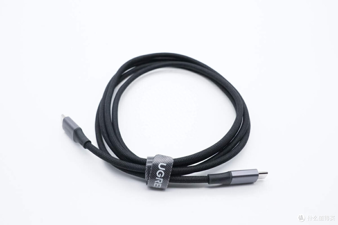 PD 3.1 闪充湃,开启闪充新时代,绿联闪充湃 300W 氮化镓充电器评测