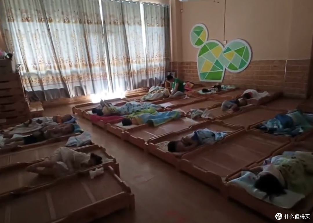 积木可以帮助小孩开发大脑