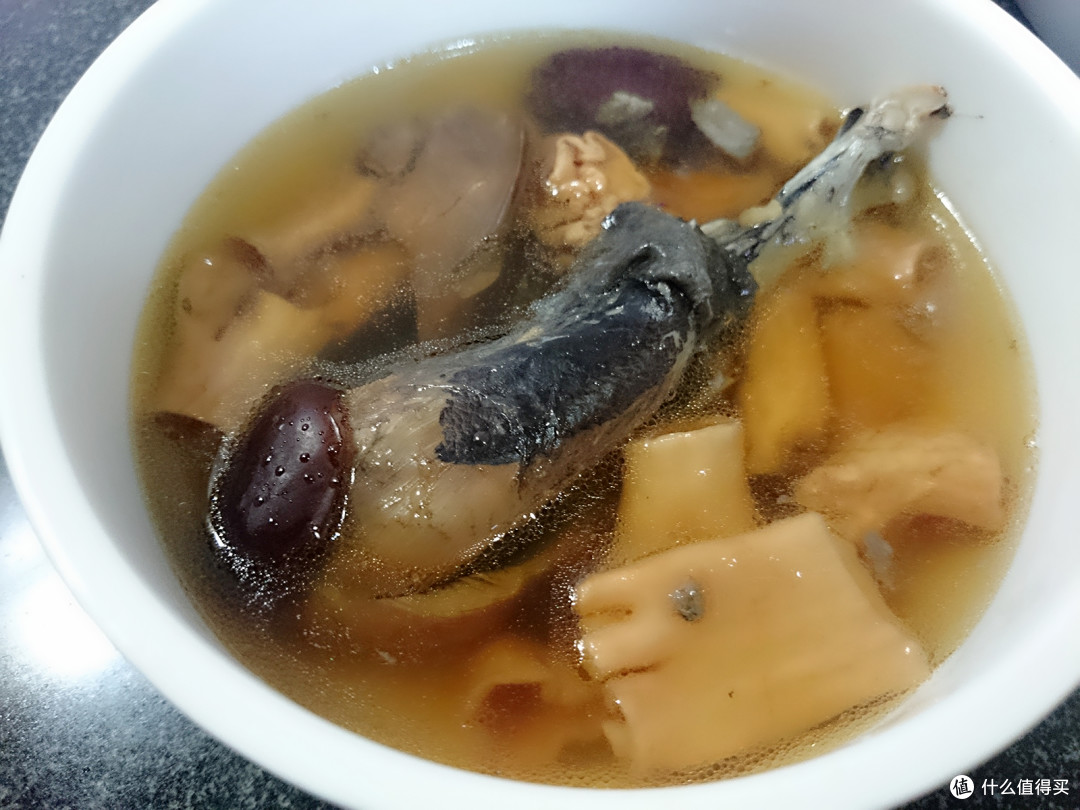 夏日食光-羊肚菌乌鸡汤+肉酿羊肚菌-吃完没出现幻觉,真好