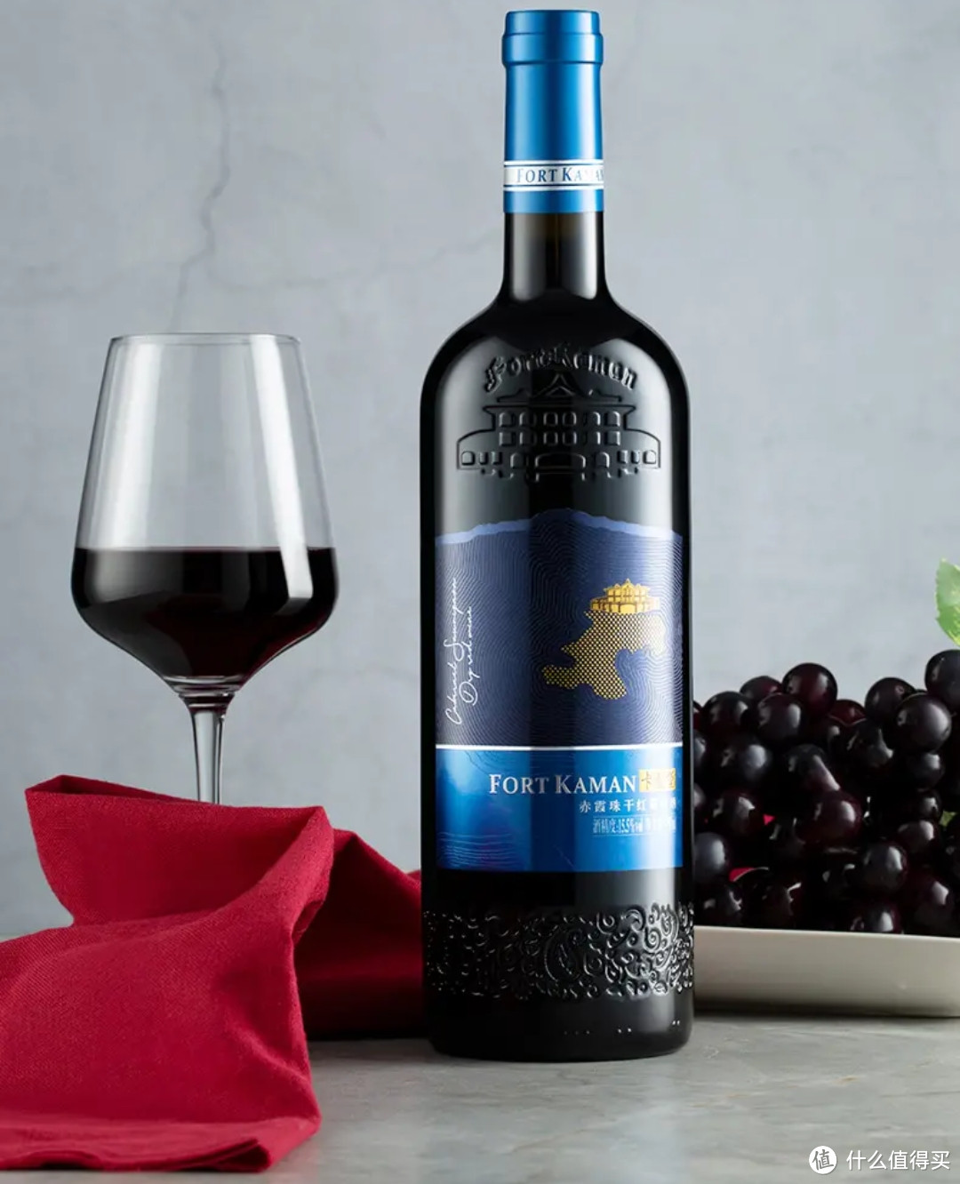 快来品尝宁夏卡曼堡优选赤霞珠干红葡萄酒，让你的夏日饮酒之旅更加美好!