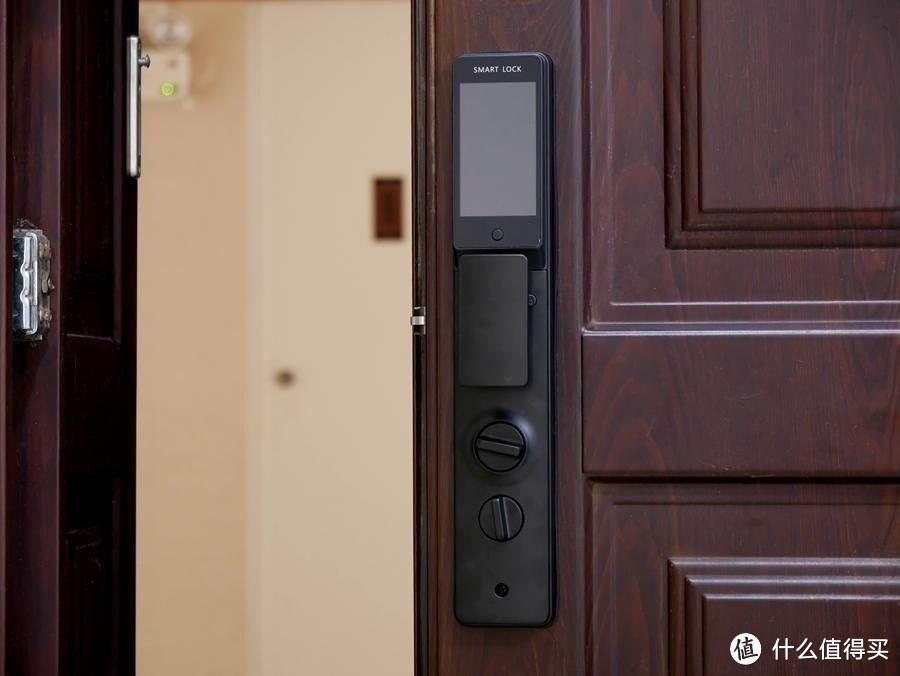小益3D人脸可视猫眼锁T6:看家护院的百元神器!