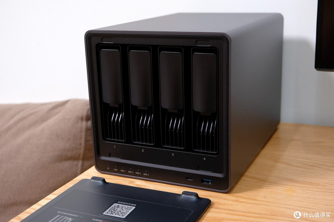 轻松搭建私人数据中心，绿联 DX4600 Pro NAS 教你玩