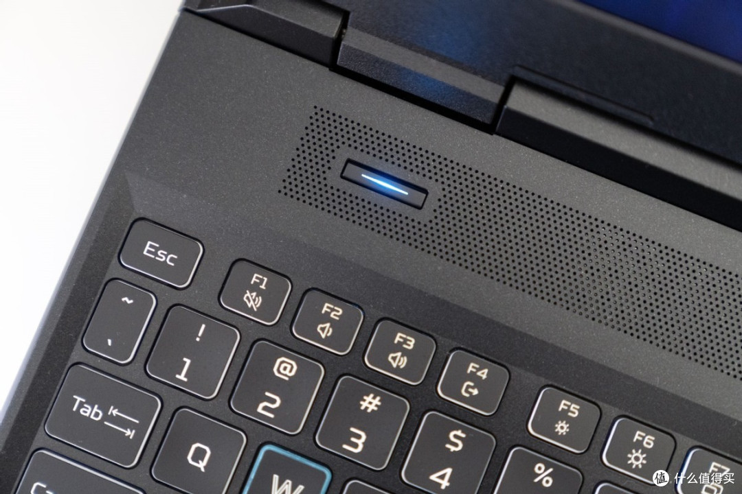 宏碁掠夺者·擎Neo值得买吗?i9HX+4060卖8499元就是答案