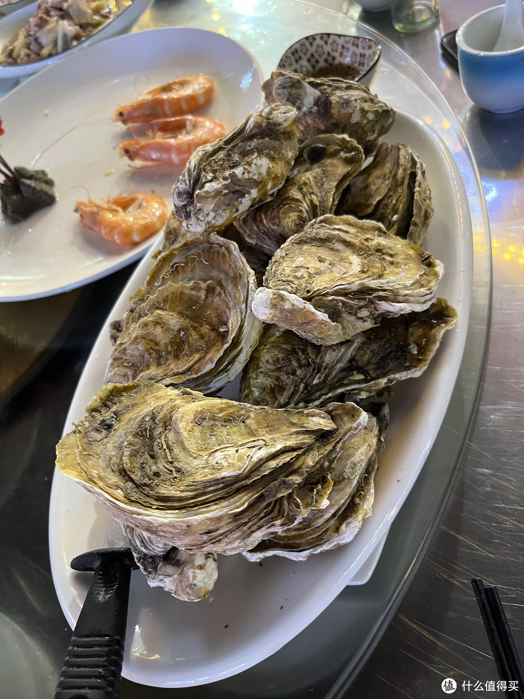 青岛的碧海蓝天，从海军博物馆赶海到农贸市场买海鲜加工！