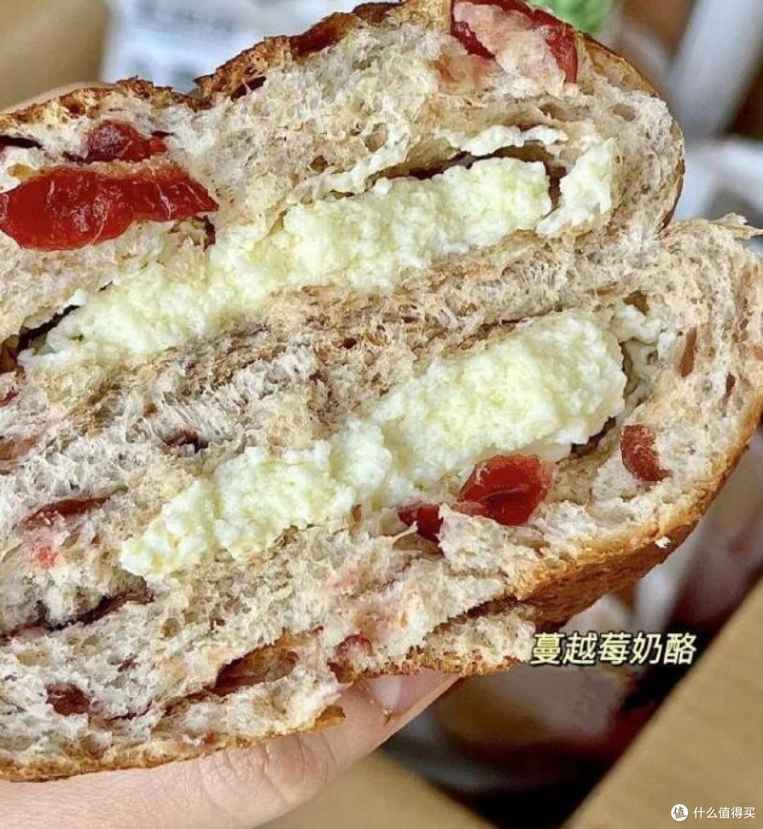 王饱饱捏捏包,本面包脑袋又冲了!