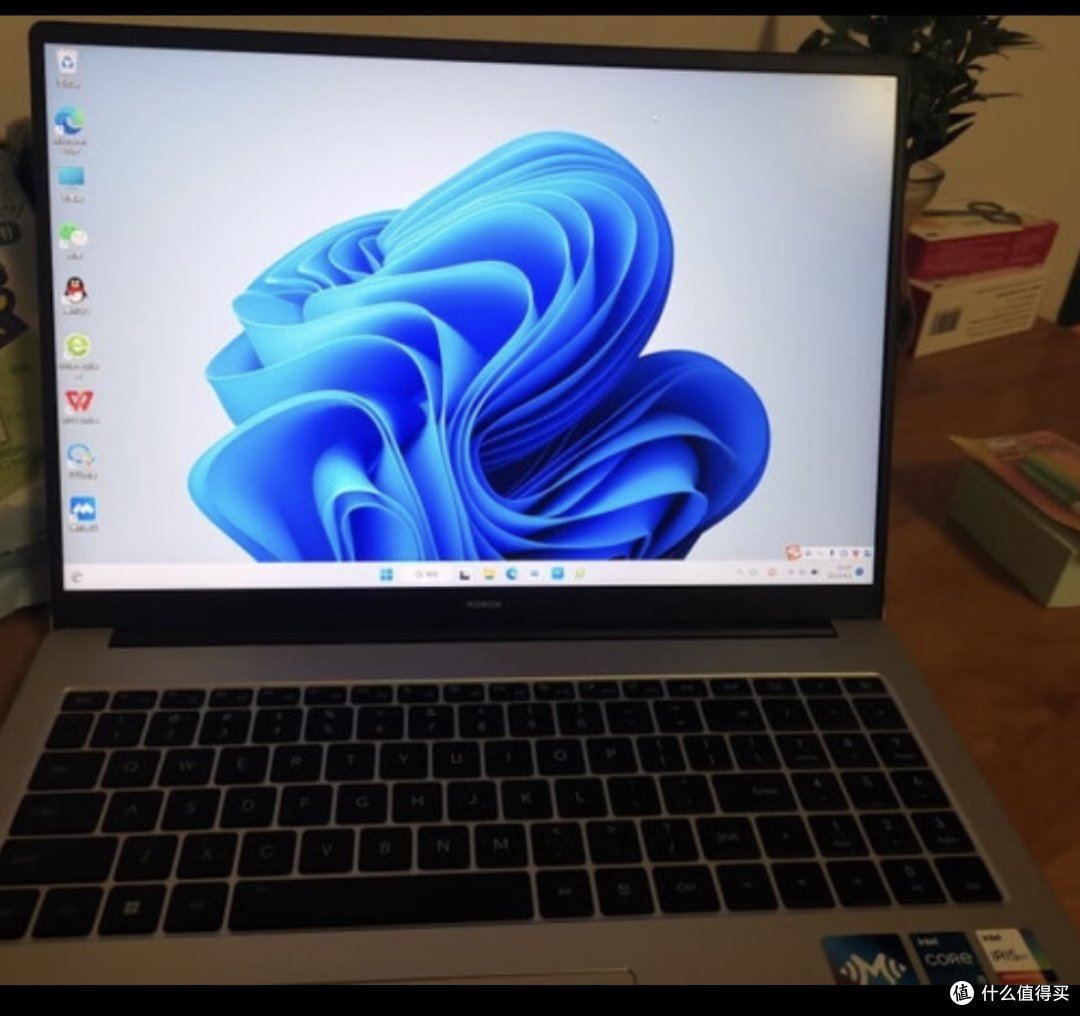 分享荣耀笔记本电脑MagicBook 14 商务办公学生轻薄性能本 14 六核R5-5500U 16G 512G 官方荣耀笔记本