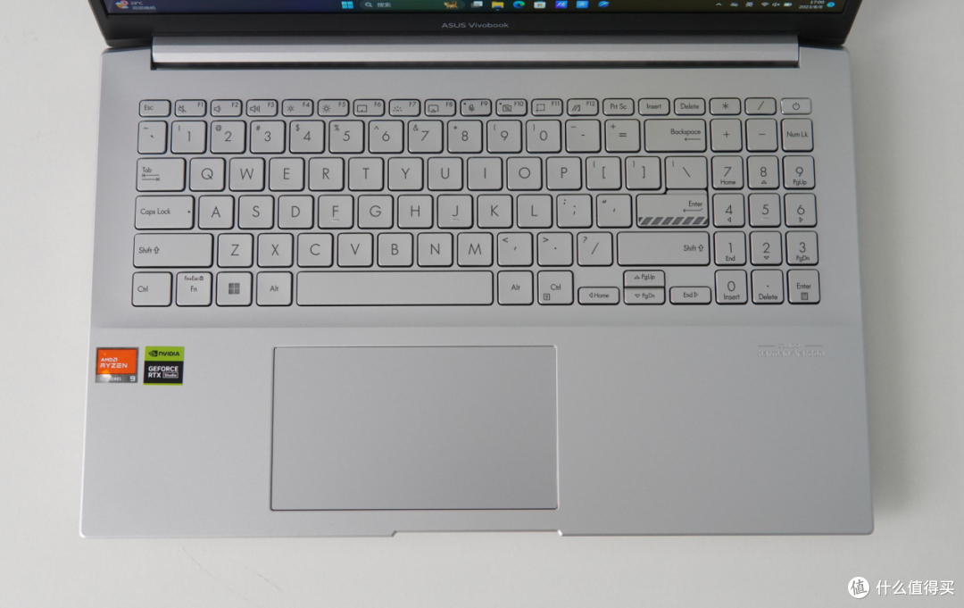 性能、便携、散热三项全能,华硕无畏Pro15评测