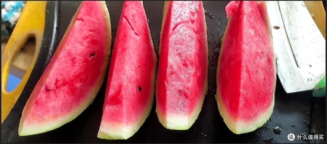 夏日清凉享受：8424西瓜带来的甜蜜满足