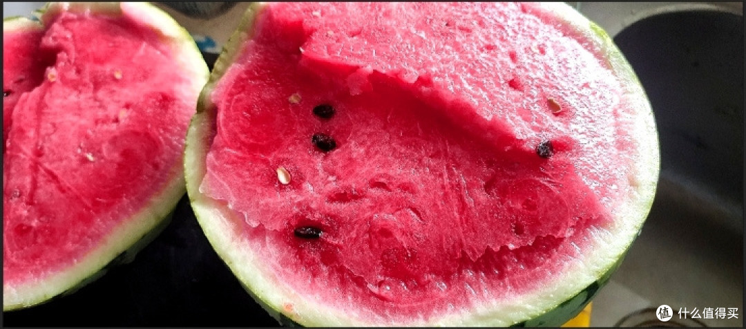 夏日清凉享受：8424西瓜带来的甜蜜满足