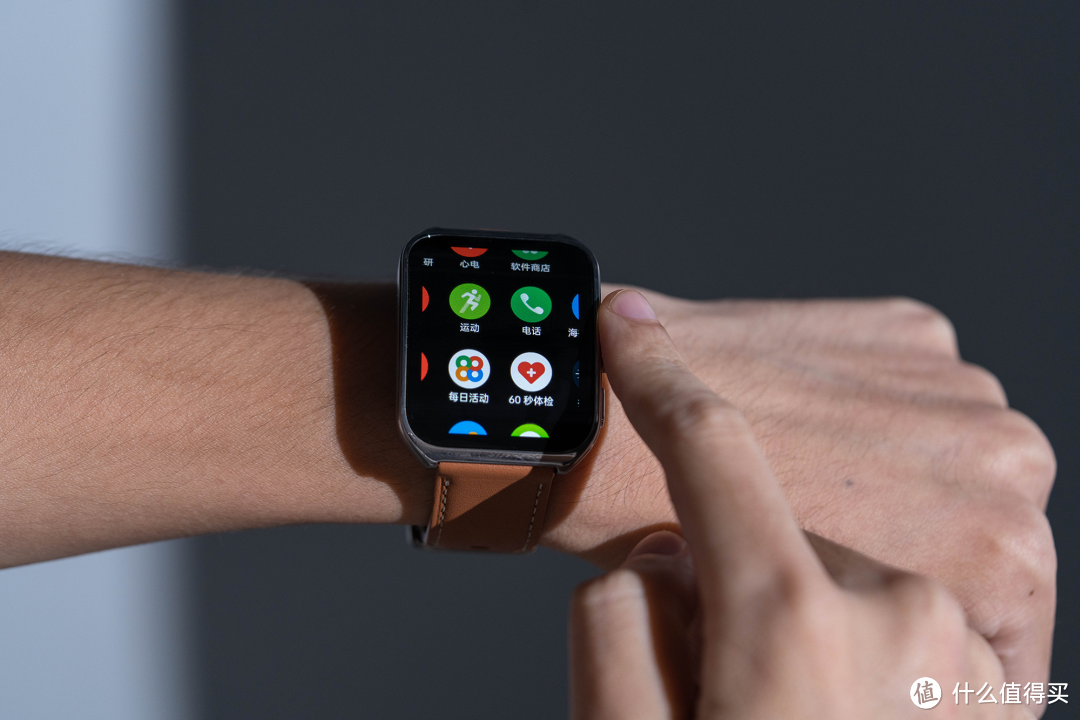 OPPO Watch 4 Pro 体验：更强的安卓旗舰手表，能适合更多用户吗？