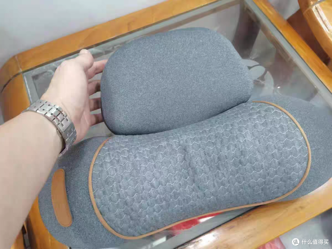 颈椎枕头：舒缓颈椎，改善睡眠，价格优惠