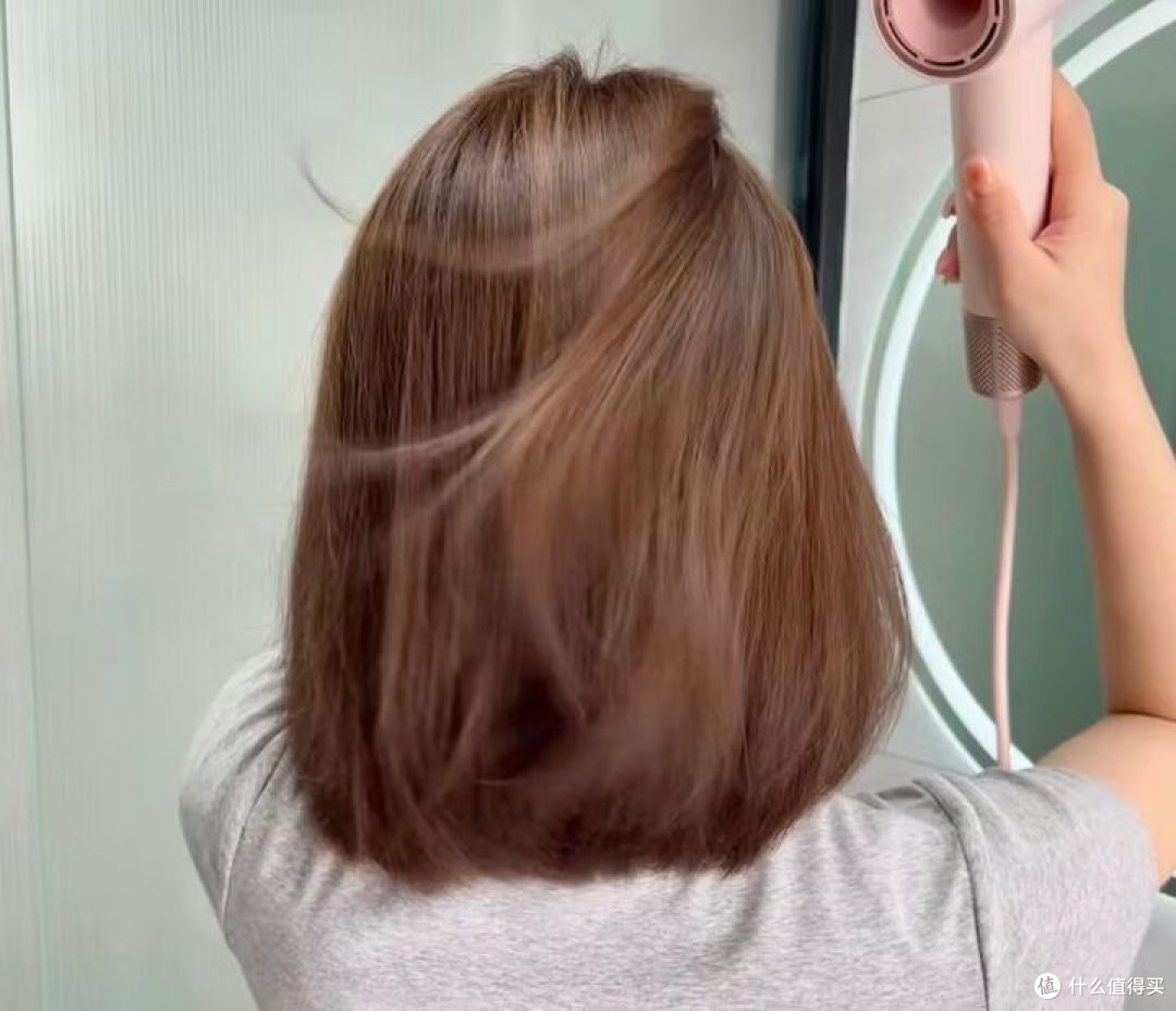 吹风机怎么选？这款吹风机我吹到爆