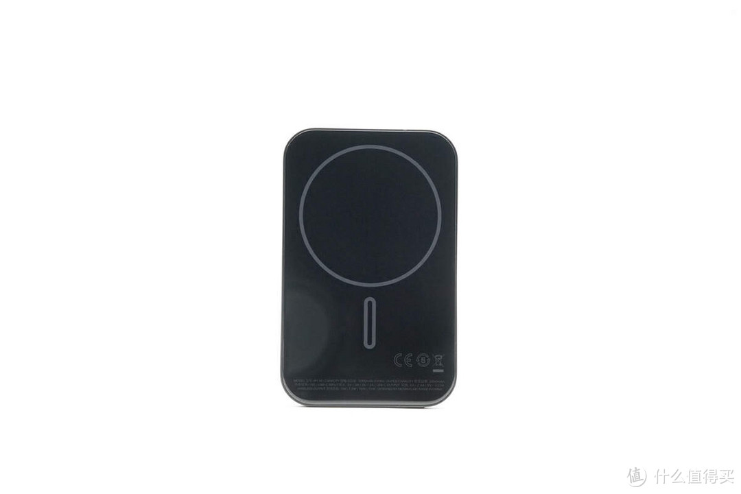 评测 MOMAX 5000mAh 超薄磁吸无线充:15W 磁吸充,PD 20W 有线充