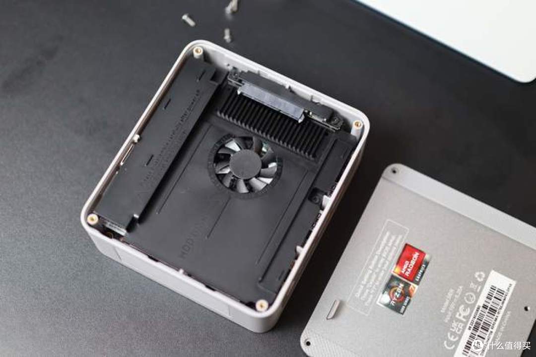 释放锐龙5800H最大性能｜零刻 SER5 MAX 迷你主机评测