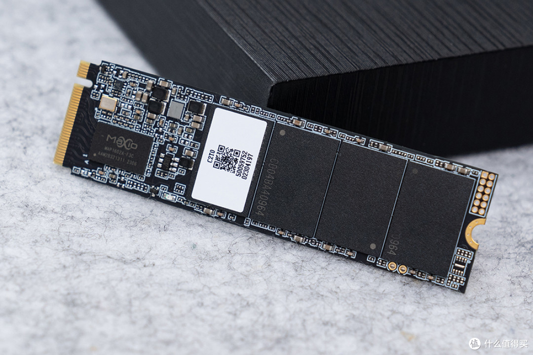 7300MB/s的疾速体验，朗科 绝影 NV7000-t 2TB M.2 SSD评测