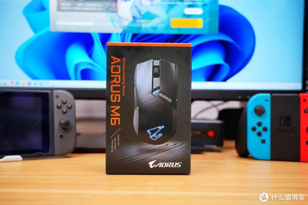 74g极致轻巧,技嘉AORUS电竞雕M6电竞无线鼠标评测!