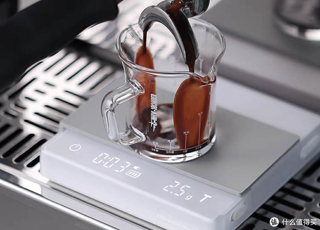 智能带秤的咖啡接粉杯,百胜图接粉杯很便捷!