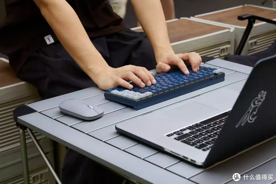 如何既优雅又高效的移动办公，绿联矮轴键盘你值得拥有！
