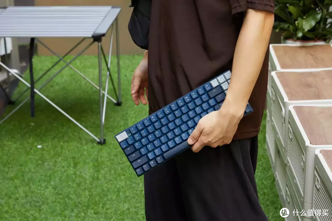 如何既优雅又高效的移动办公，绿联矮轴键盘你值得拥有！