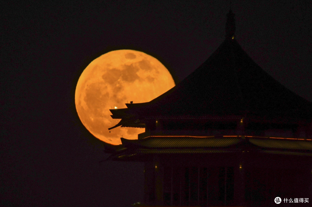 今夜,你观赏“超级月亮”了吗?