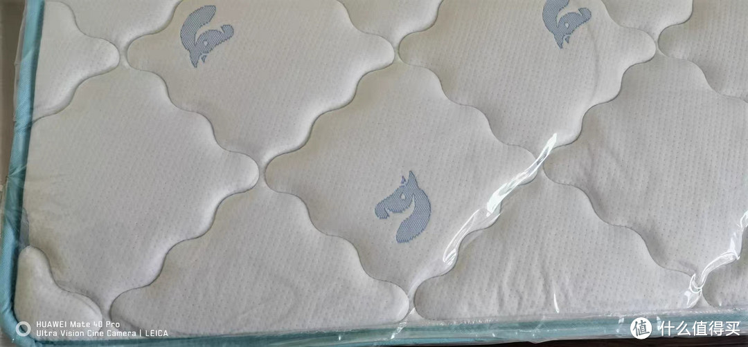 慕思官方十大品牌床垫：天然乳胶整网弹簧青少年护脊床垫，优惠价购得"