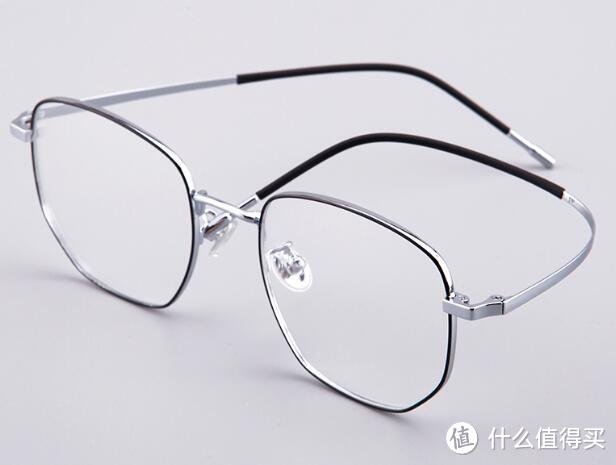 开学换新镜：VGO防蓝光眼镜，时尚好看十分白搭!