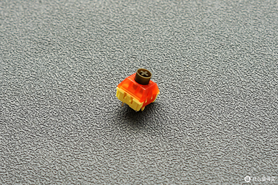 欢迎来到凯华与VarieKeys联合打造的童趣世界丨凯华霹雳、跳跳、星黛轴测评体验