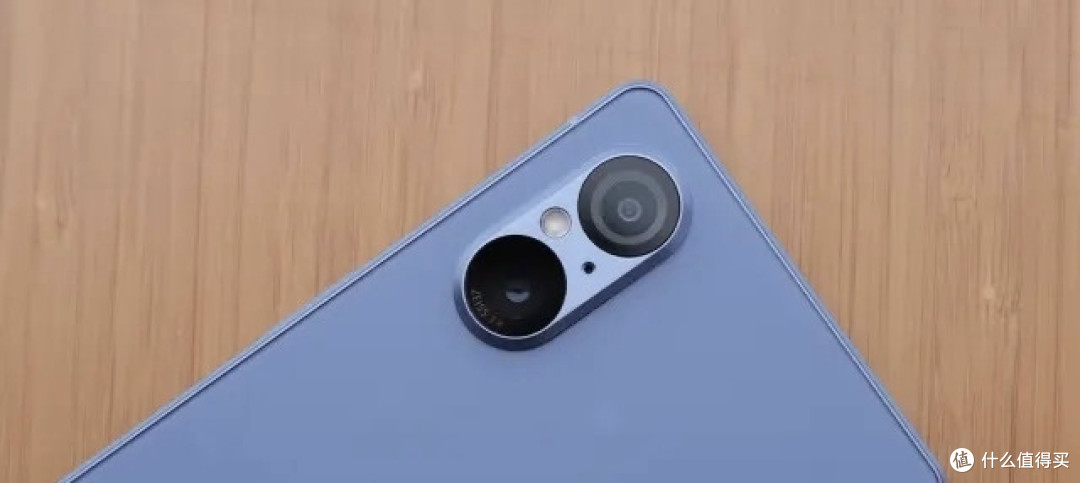 信仰法器再升级——Sony Xperia 5 V双摄小旗舰