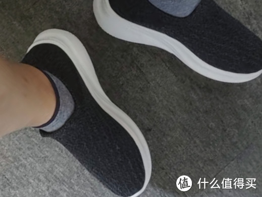 京东京造男士运动健步鞋