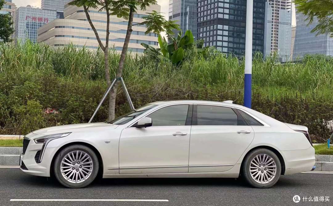 以下是CT6的一些动力表现特点