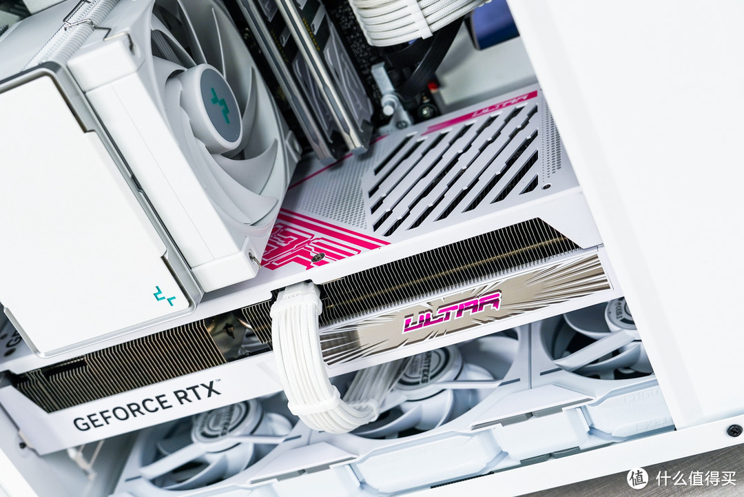 8500元预算上车简约的I5 13490F+RTX4070白色主机也很OK!