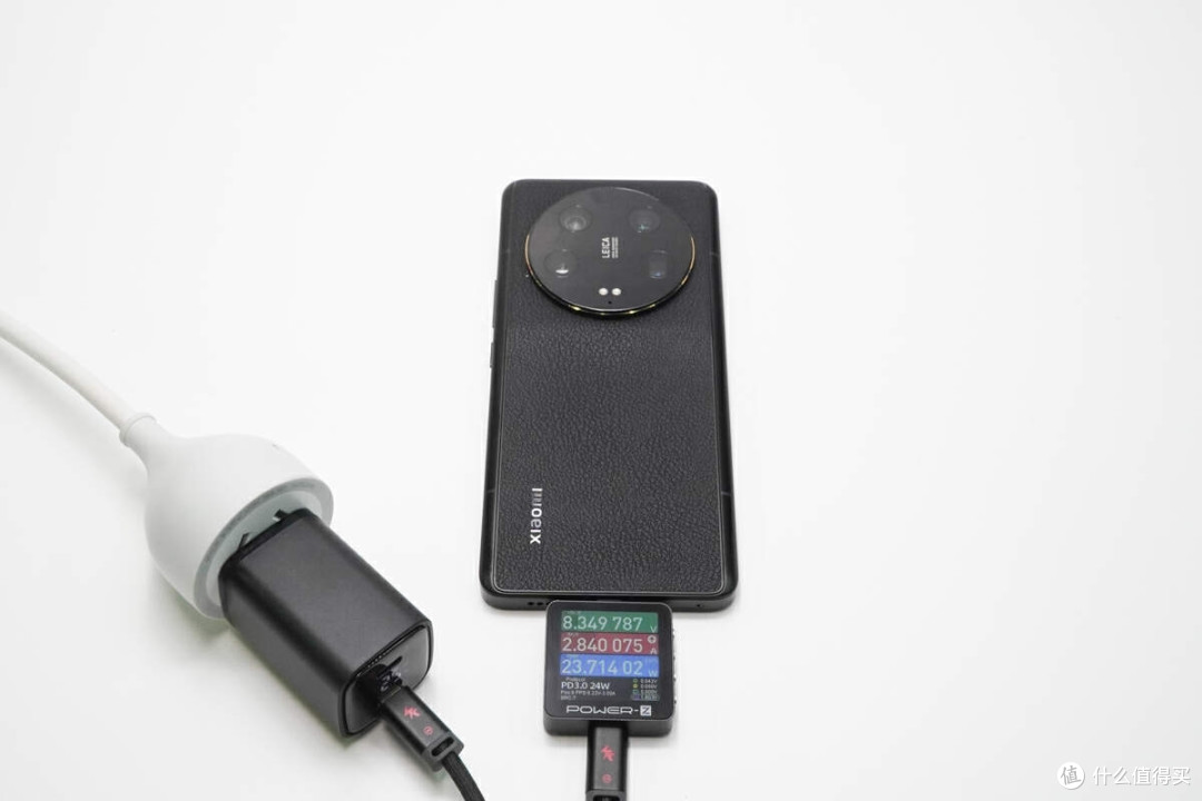 实时了解设备充电,LED 功率显示屏,倍仕达 40W 双Type-C充电器评测