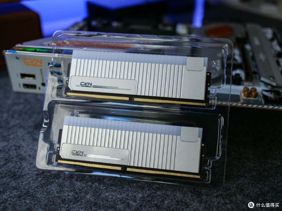 颜值性能俱佳,七彩虹CVN银翼DDR5内存