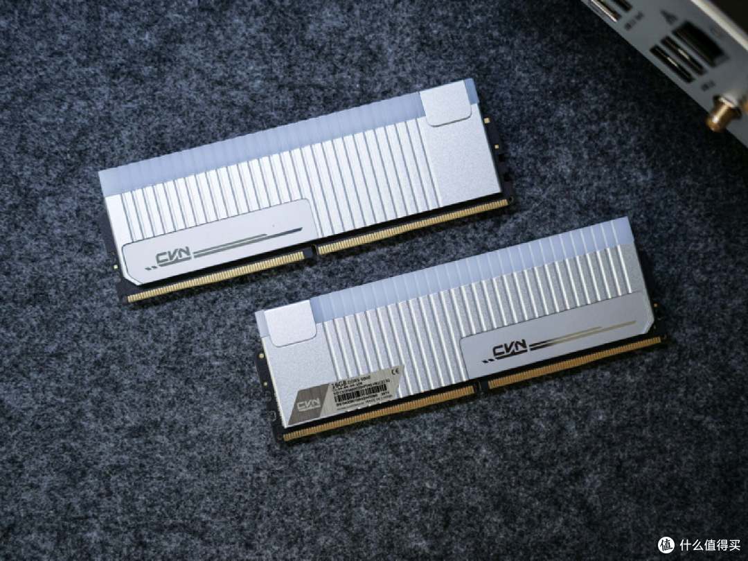颜值性能俱佳,七彩虹CVN银翼DDR5内存