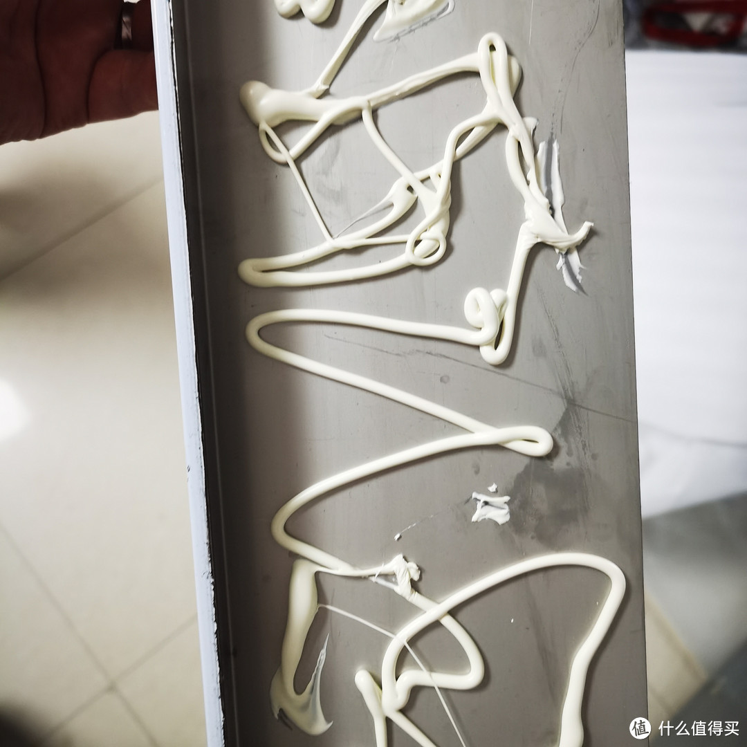 家装小改造,自己给卫生间定做了不锈钢门框