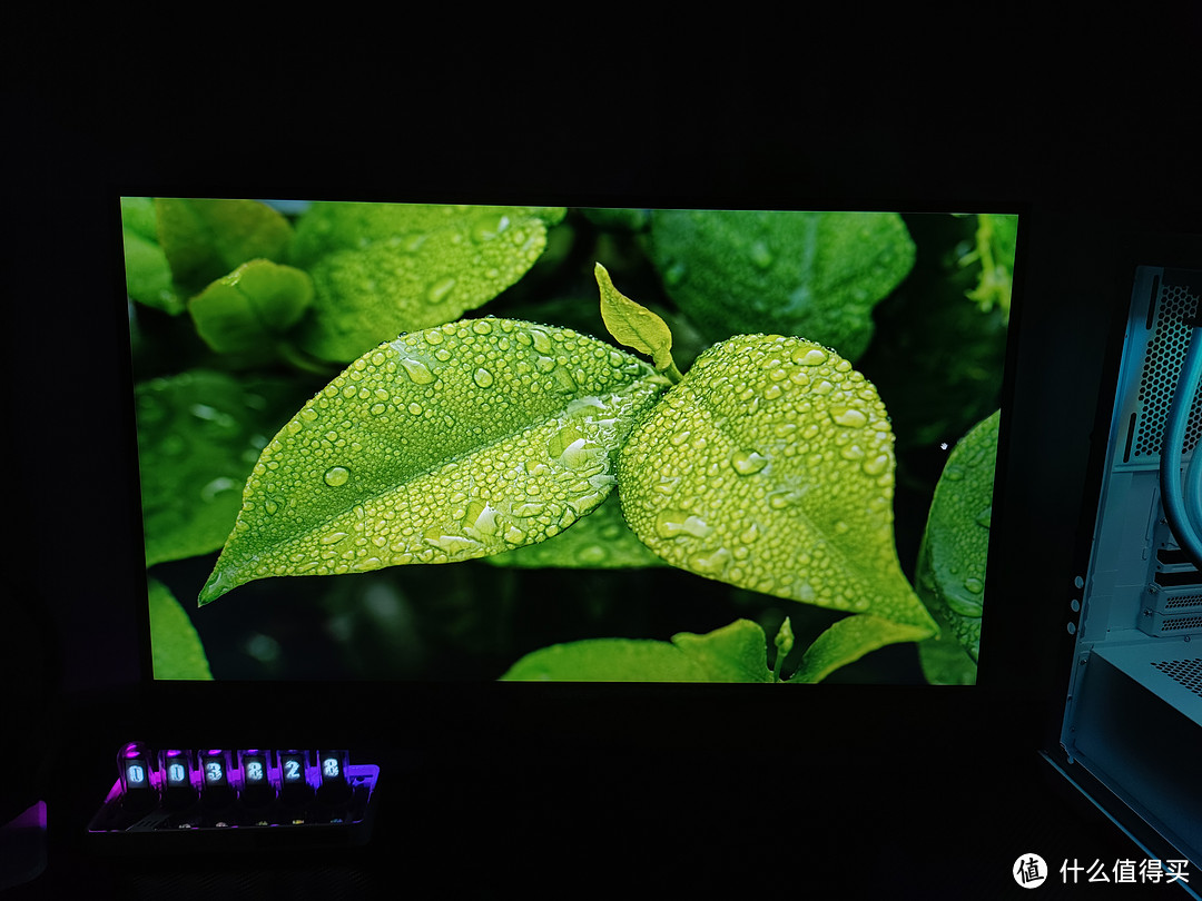 新品全能水桶机:4K、160Hz高刷、智能系统、2.1声道音响、双麦克风,元创师E27电竞闺蜜机实测!