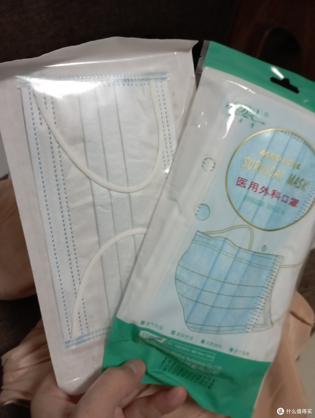 以下是一些预防感染的重要措施,包括带好口罩: