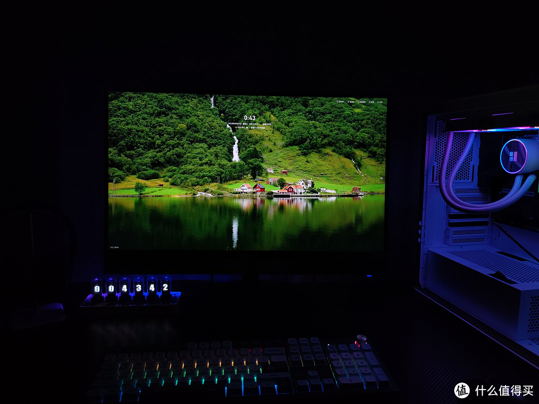 新品全能水桶机:4K、160Hz高刷、智能系统、2.1声道音响、双麦克风,元创师E27电竞闺蜜机实测!