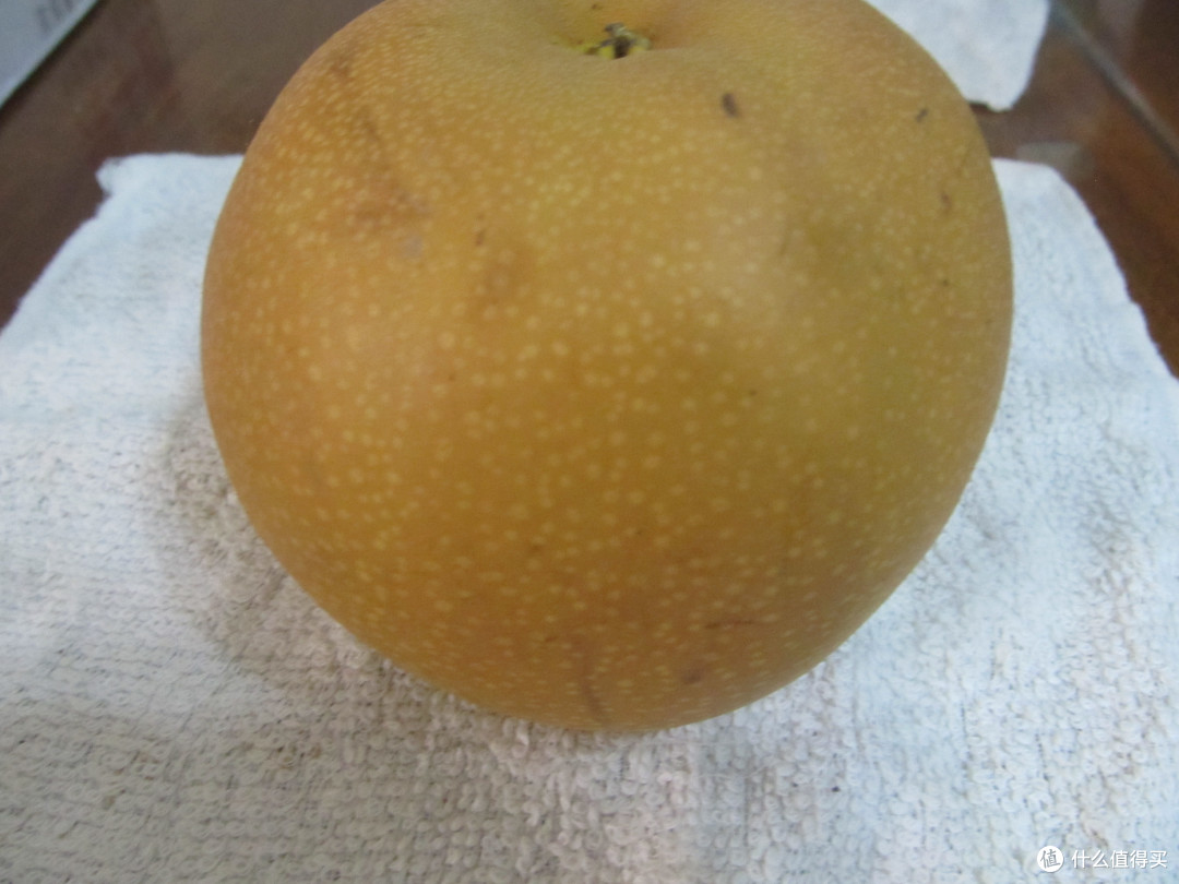 嗨,你好,橘子,你被咬了一口吗?🍐