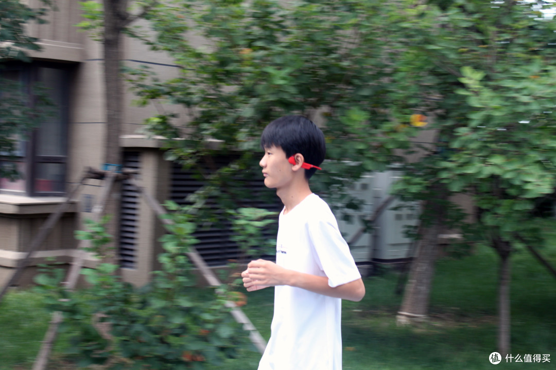南卡Runner Pro 4S骨传导耳机:运动的过程时刻有音乐陪伴
