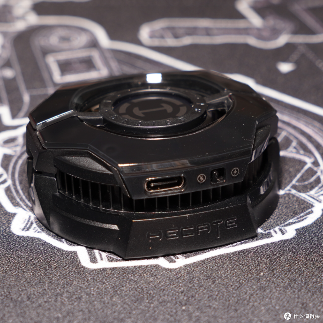 手游神器:漫步者电竞C4 Pro 手机磁吸散热器体验