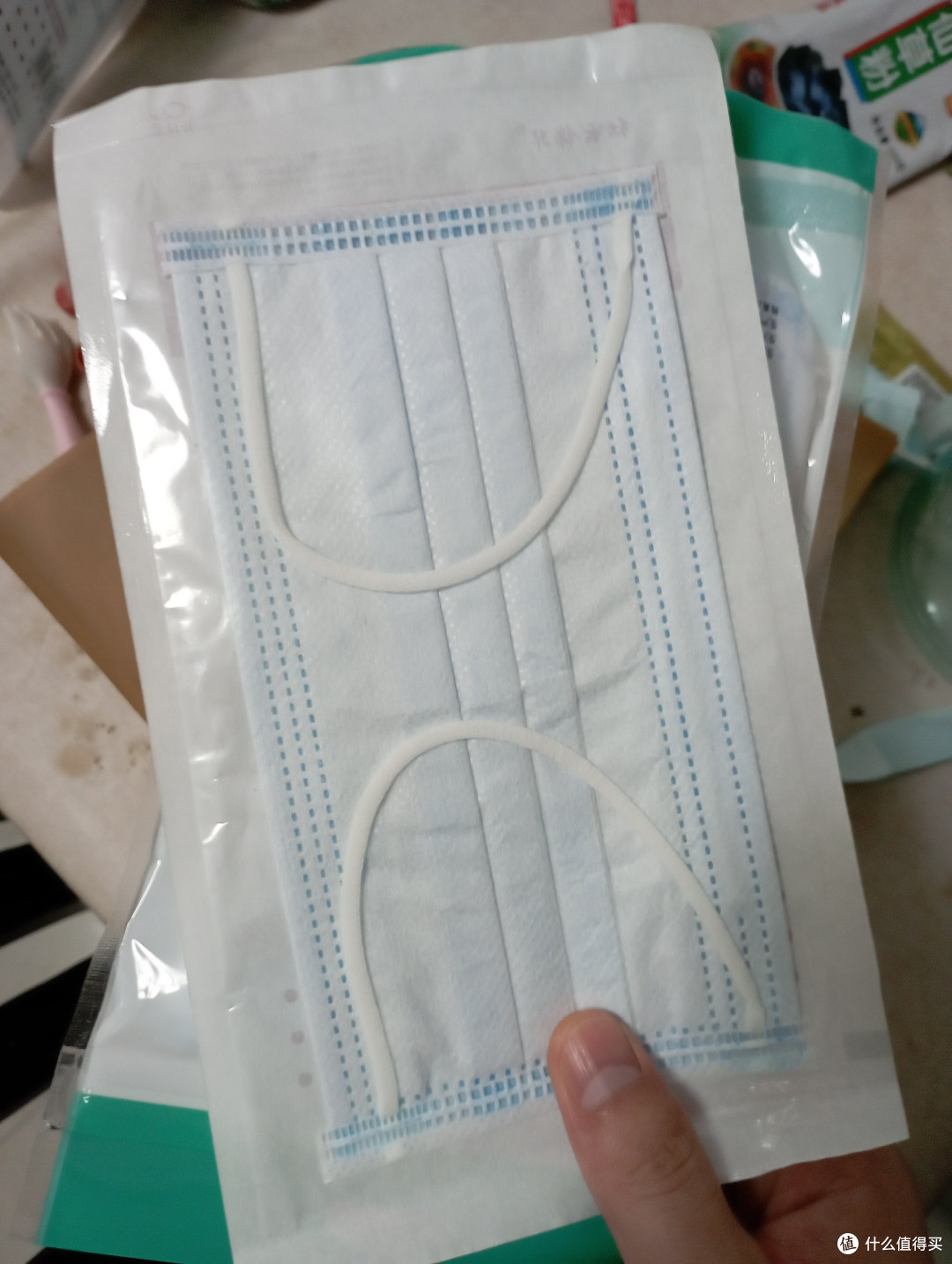 以下是一些秋季出门的健康建议