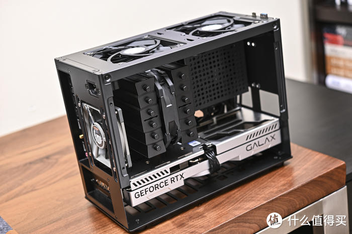 阳极黑无光直插 ITX——ROG B760-I+影驰 4070+COOJ 宰相 Z13 装机展示