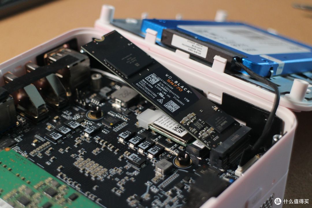 一款适用于mini主机的PCIE4.0固态硬盘:西数SN770
