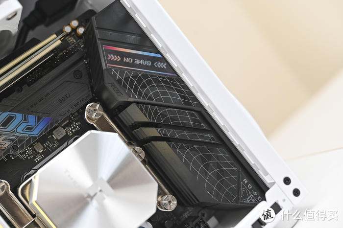 模块化 A4 水冷主机——ROG B760-I+影驰 4070+机械大师 MC14 魔方装机展示