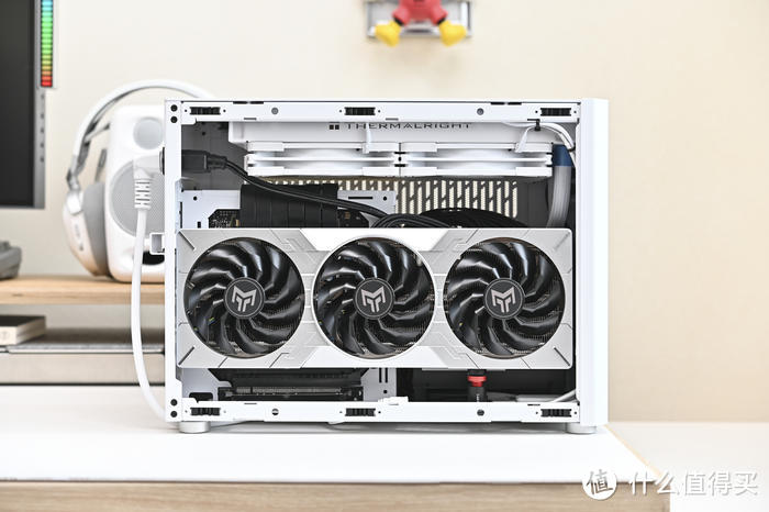 模块化 A4 水冷主机——ROG B760-I+影驰 4070+机械大师 MC14 魔方装机展示