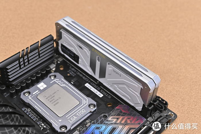 模块化 A4 水冷主机——ROG B760-I+影驰 4070+机械大师 MC14 魔方装机展示