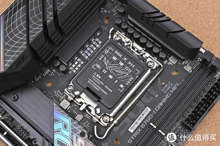 模块化 A4 水冷主机——ROG B760-I+影驰 4070+机械大师 MC14 魔方装机展示